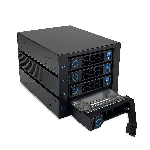 FANTEC WR-C3141-12G SAS/SATA (12G/6G) Backplane für 4x 3,5"/2,5" HDD/SSD 02550C