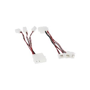 InLine® Lüfter Adapterkabel, 12V zu 5V, für 3 Lüfter 33005A